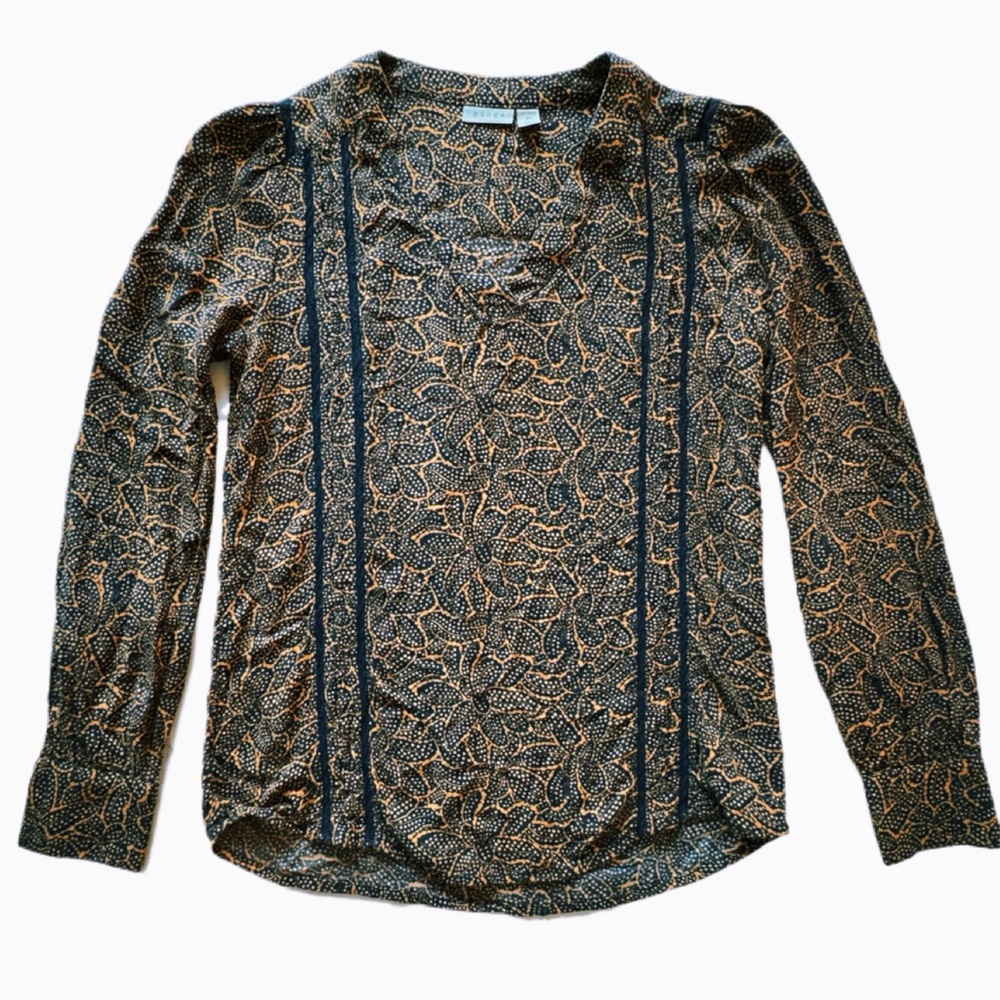 Hinge Boho Popover Top - Picture 6 of 8